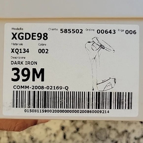 Gorgeous Giorgio Armani Dark Iron grey pumps - Picture 11 of 12